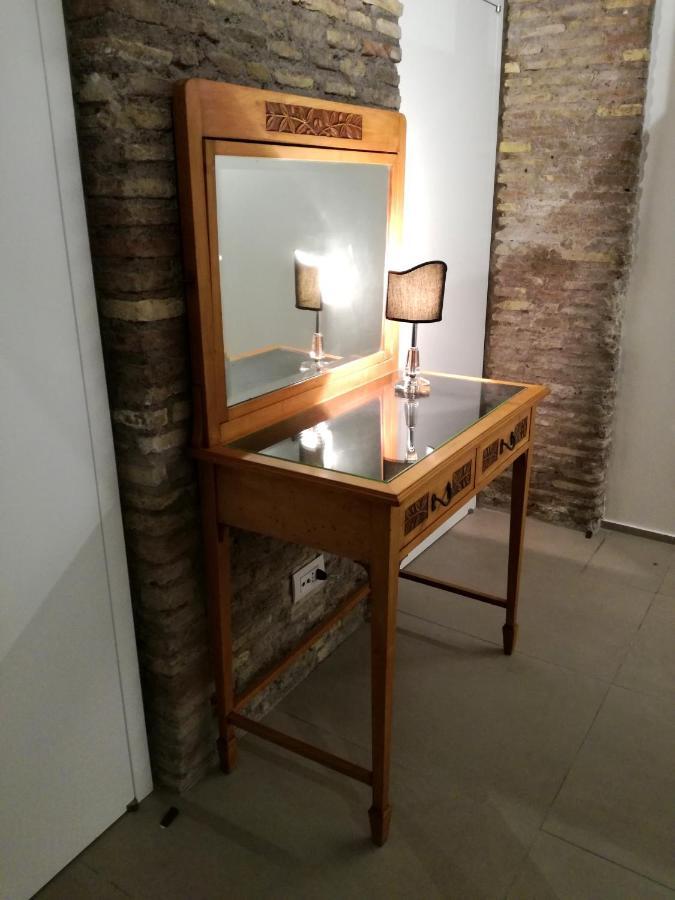 Apartamento Luxury Loft Capocci 24 Coliseum Roma Exterior foto